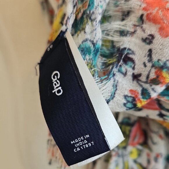 GAP Floral Print Scarf - Picture 2 of 4